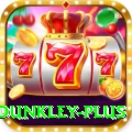 sophia dunkley Slot Machine Royal